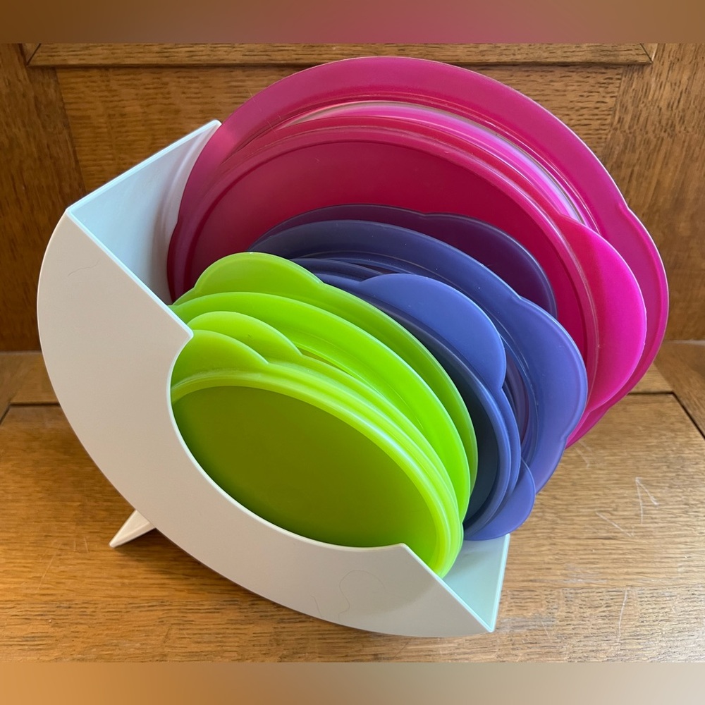 ❌SOLD❌ 🆕 New Tupperware Flat Out Set